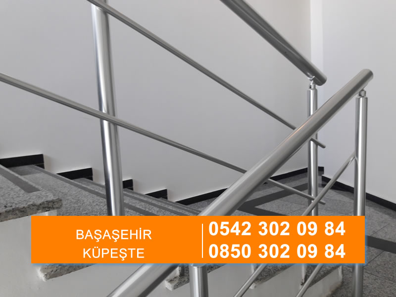 Başakşehir Küpeşte